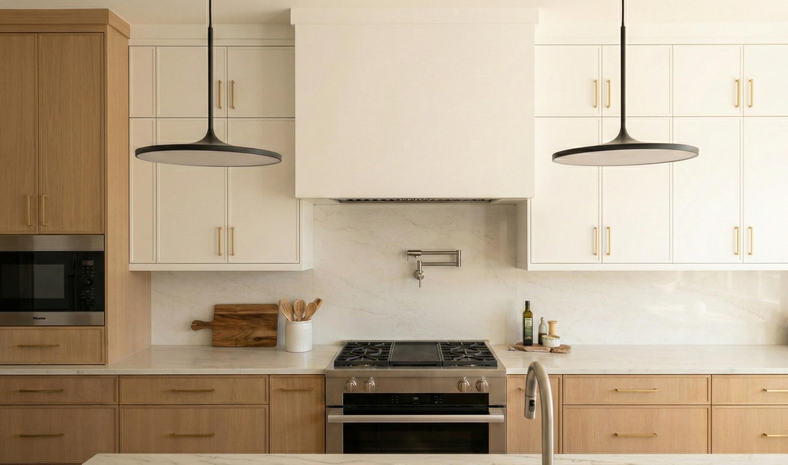 Kitchen remodel: custom cabinetry and range installation (photo 3)